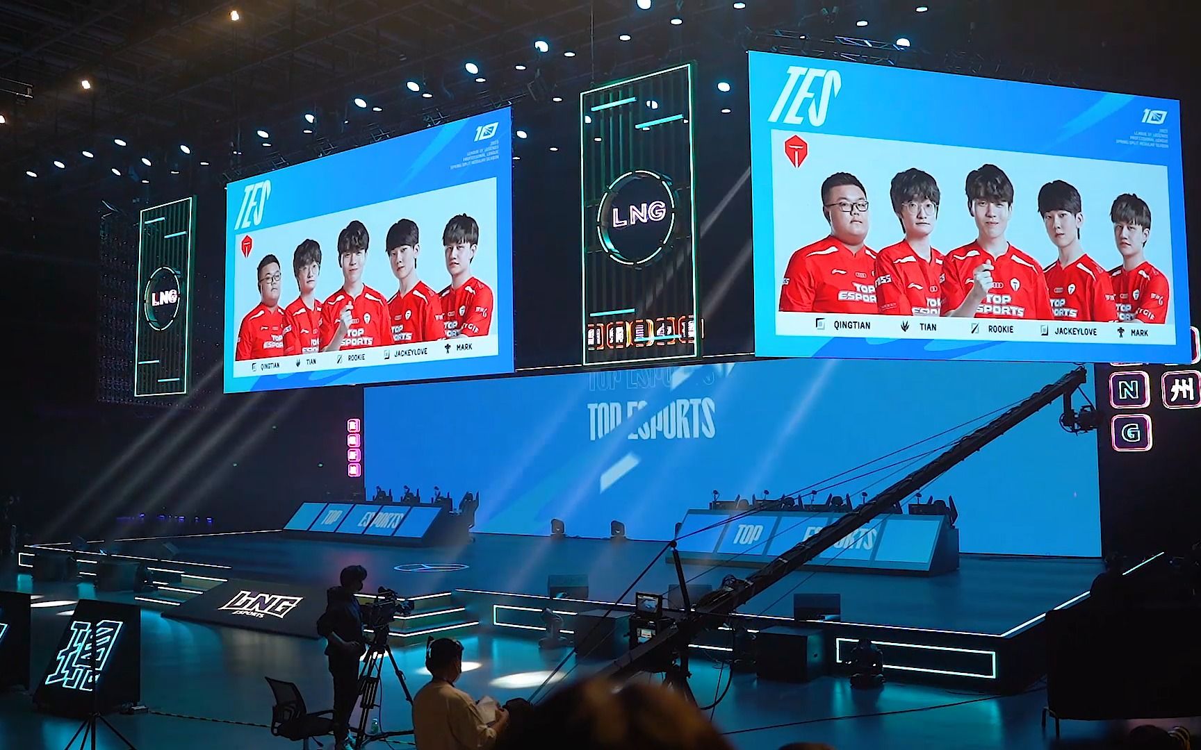 开云下载-关于苏宁主场遭遇华夏幸福逆转，遗憾失利的信息