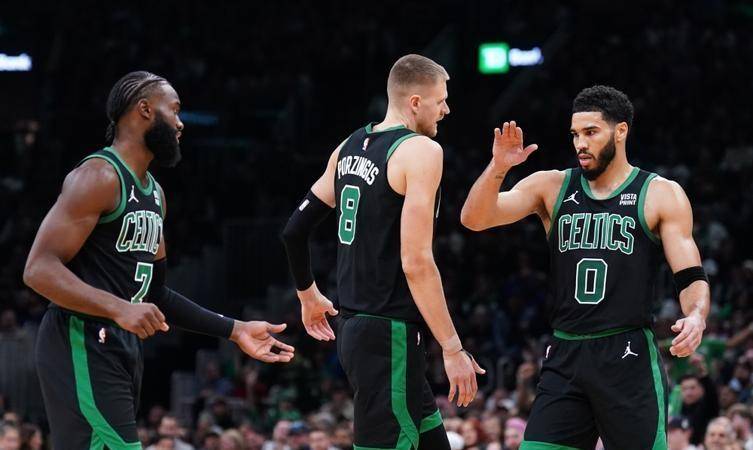 风暴队内线控制优势明显,击败强敌的简单介绍 风暴队内线控制优势明显,击败强敌的简单介绍