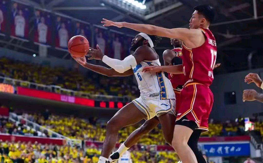 开云体育APP下载-亚太篮球联赛半决赛精彩纷呈