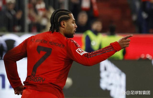 包含拜仁慕尼黑购入法国天才中场,豪门加强中场实力的词条 包含拜仁慕尼黑购入法国天才中场,豪门加强中场实力的词条