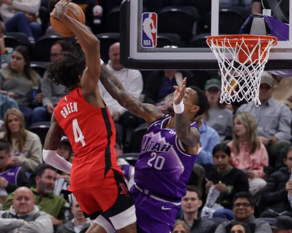 开云下载-卡塔尼亚球队完成惊险逆转，豪取连胜