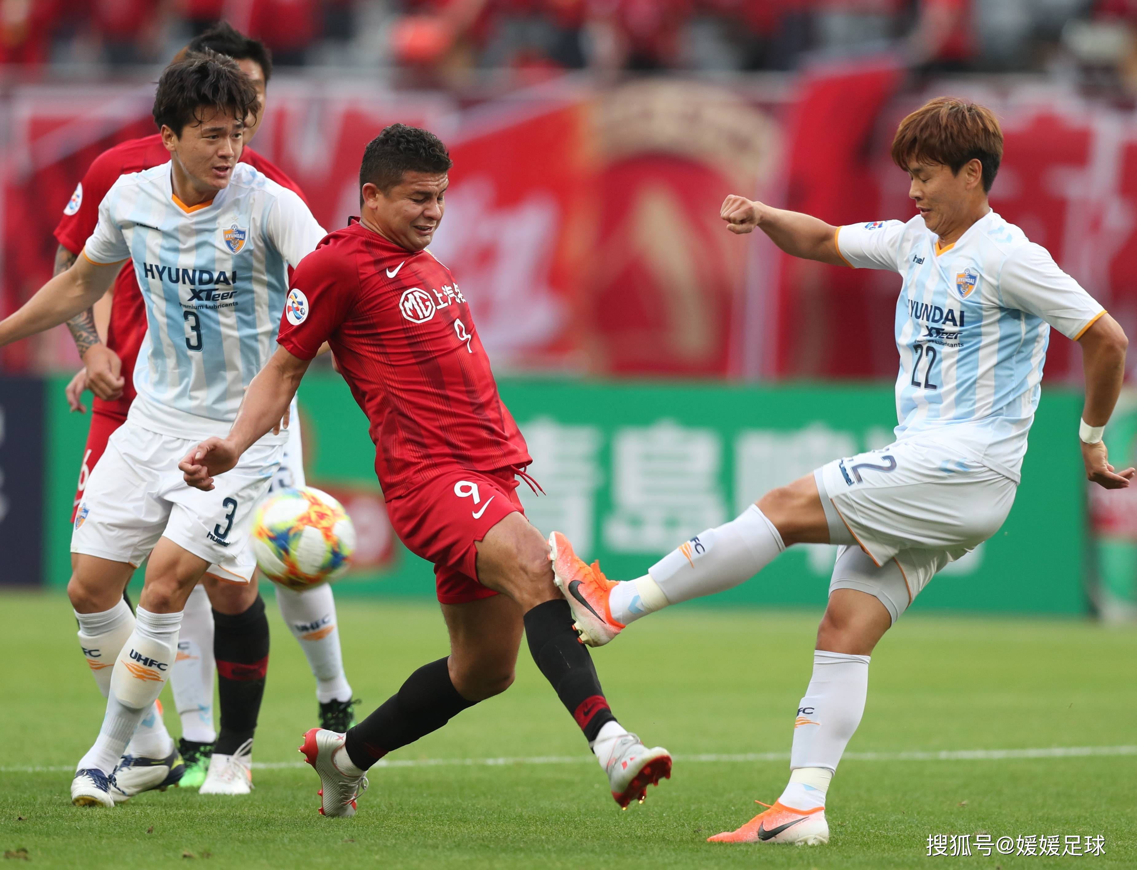 足球赛事中的胜负悬疑和考验 足球赛事中的胜负悬疑和考验