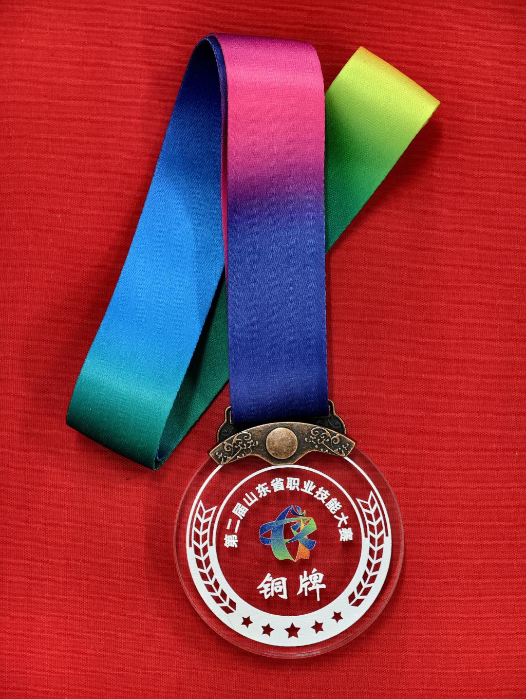 比利时女子跳水选手斩获铜牌 比利时女子跳水选手斩获铜牌