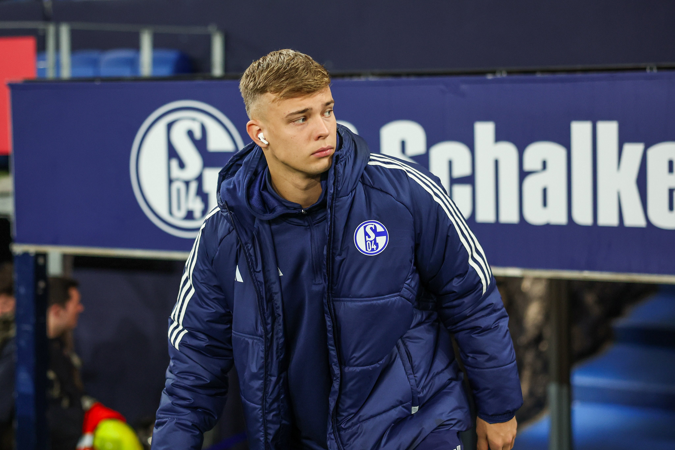 沙尔克队取得了一场关键胜利