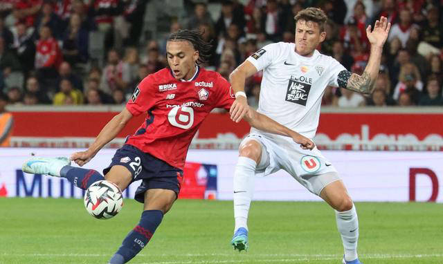 里尔球员表现出色,在比赛中展现技术优势的简单介绍 里尔球员表现出色,在比赛中展现技术优势的简单介绍