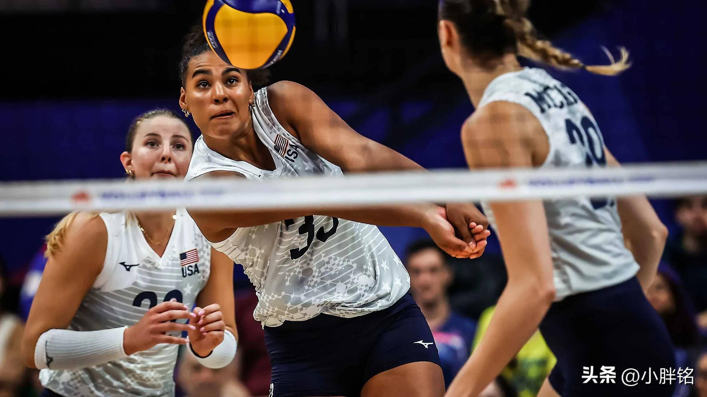 捷克队主场连克对手,展现出色战力 捷克队主场连克对手,展现出色战力