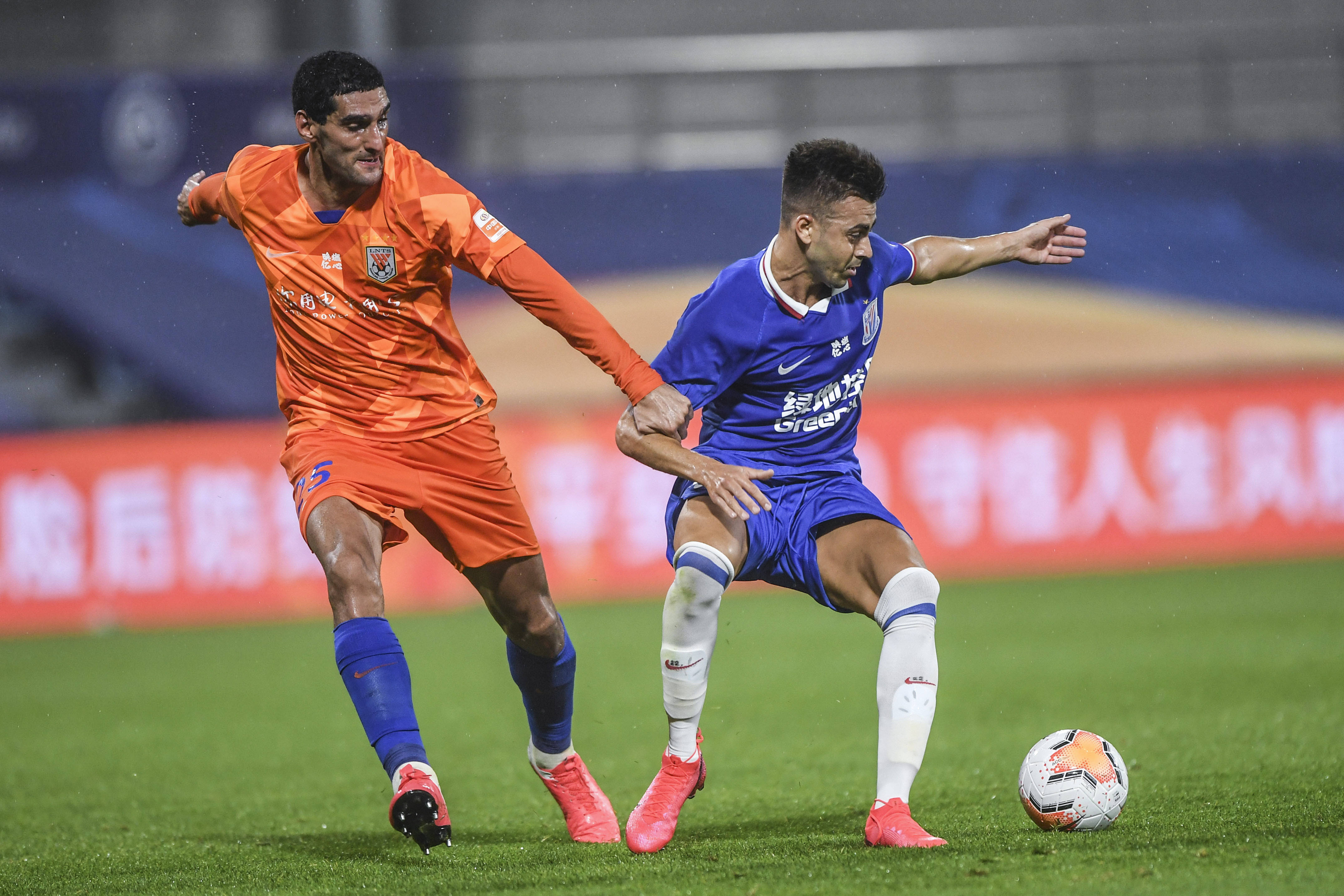 开云下载-申花客场不敌力帆，遭遇连败