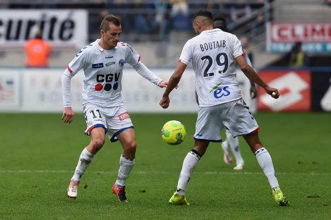 圣埃蒂安连胜结束，主场被卡昂逼平