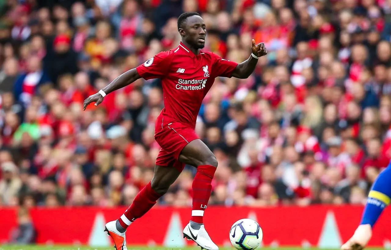 篮球巨星与球队合同续约谈判进展顺利