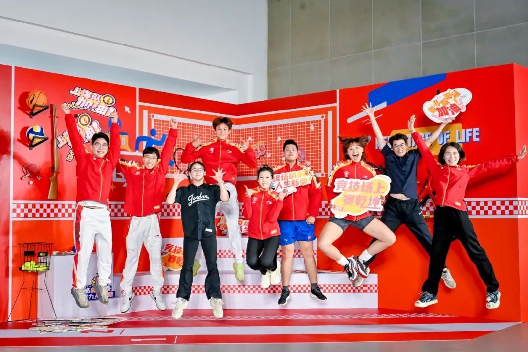 开云体育入口-体育赛场上的激情迸发，无人能敌！