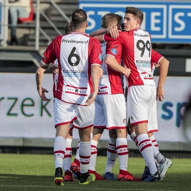 汉堡遭遇客场失利，保级形势悬殊