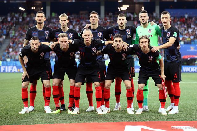 非国际球队表现抢眼，备受瞩目