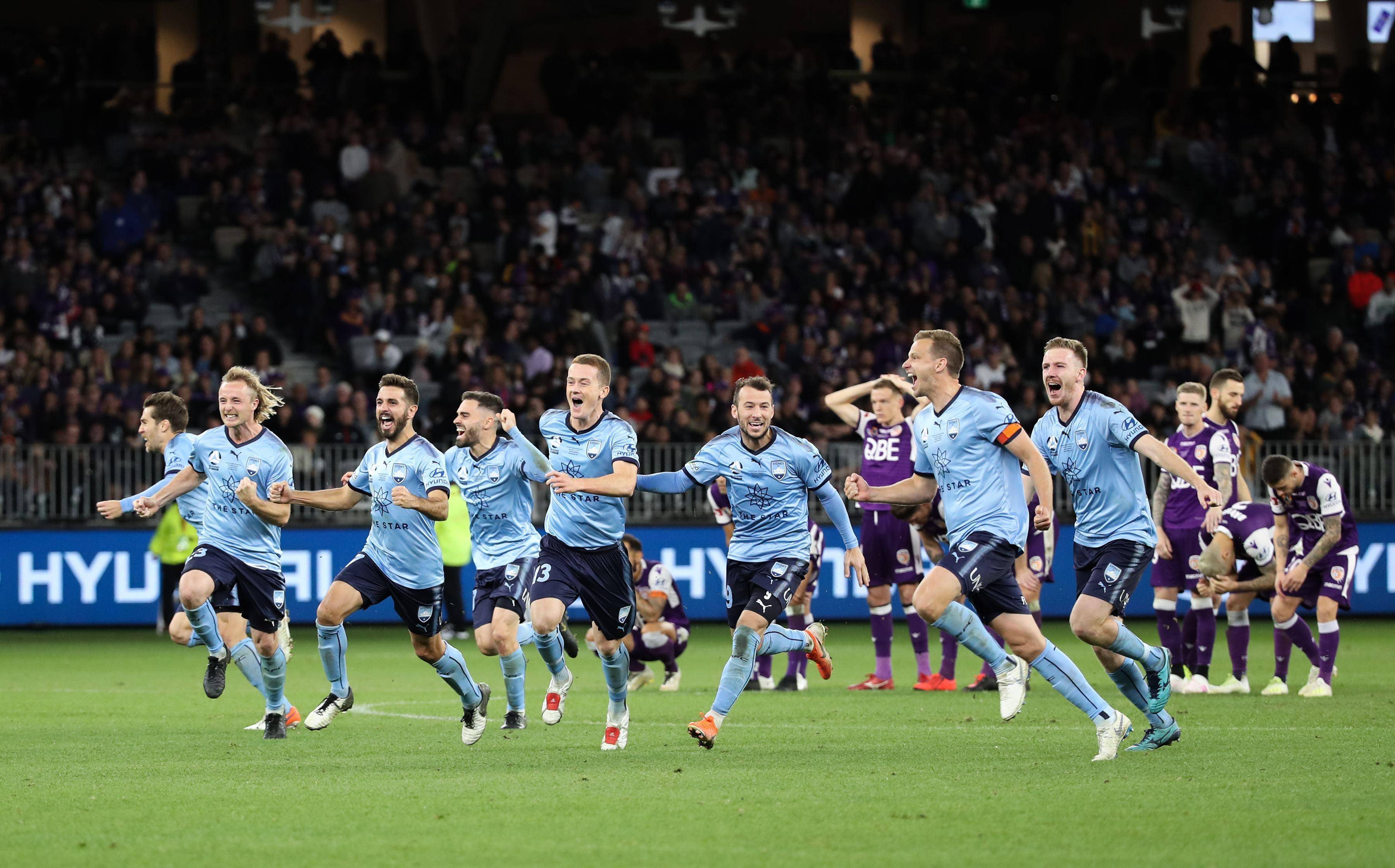 澳洲足球选拔赛赛况频现，球员备战