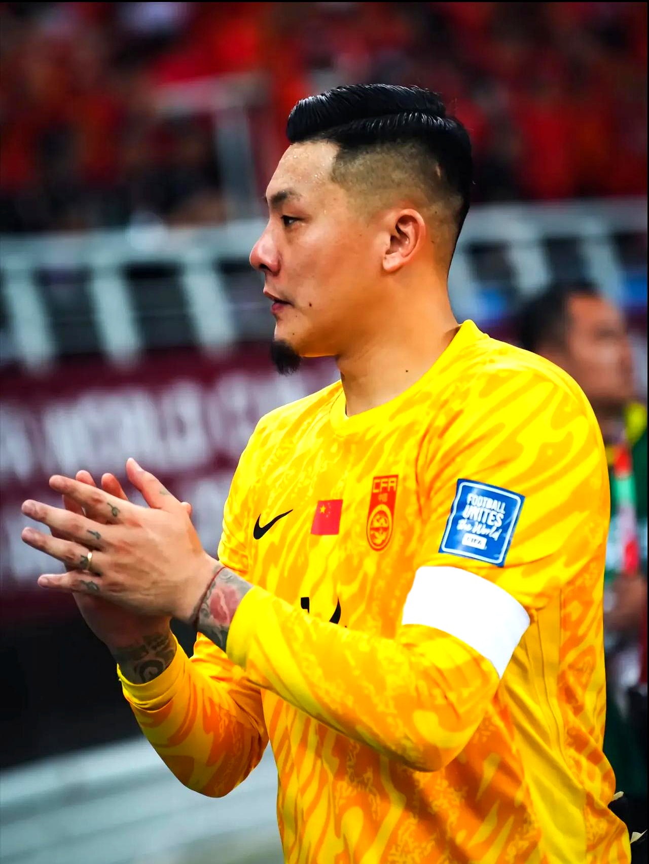 胜利的喜悦属于那些全心投入比赛的队员们