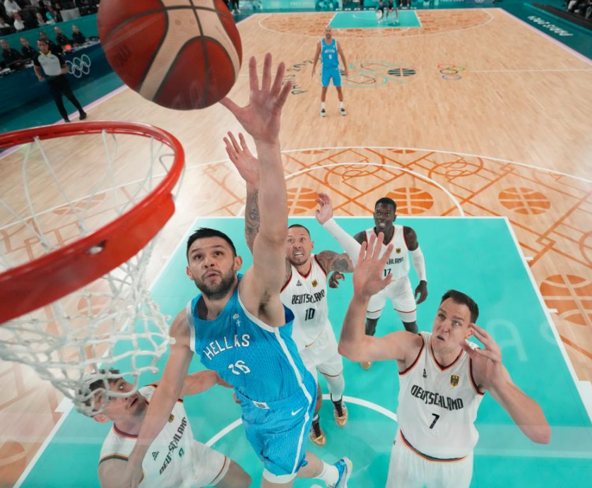 欧锦赛资格赛中,希腊队表现亮眼 欧锦赛资格赛中,希腊队表现亮眼