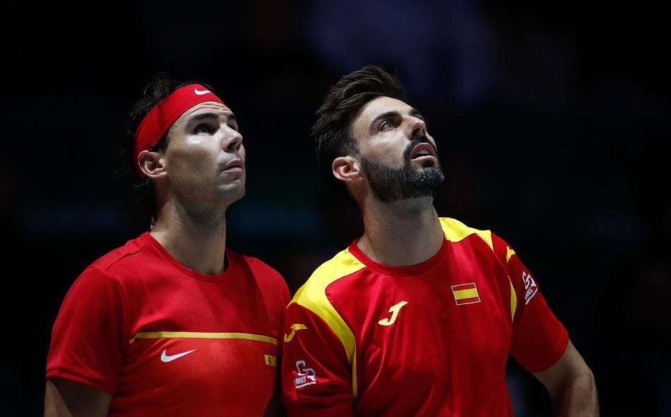 男篮比赛中西班牙队力挽狂澜