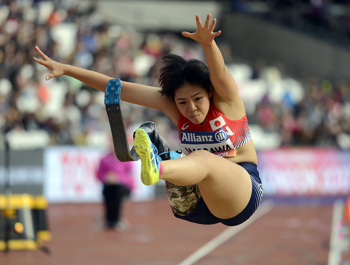 关于选手突破自我，夺得田径项目金牌的信息