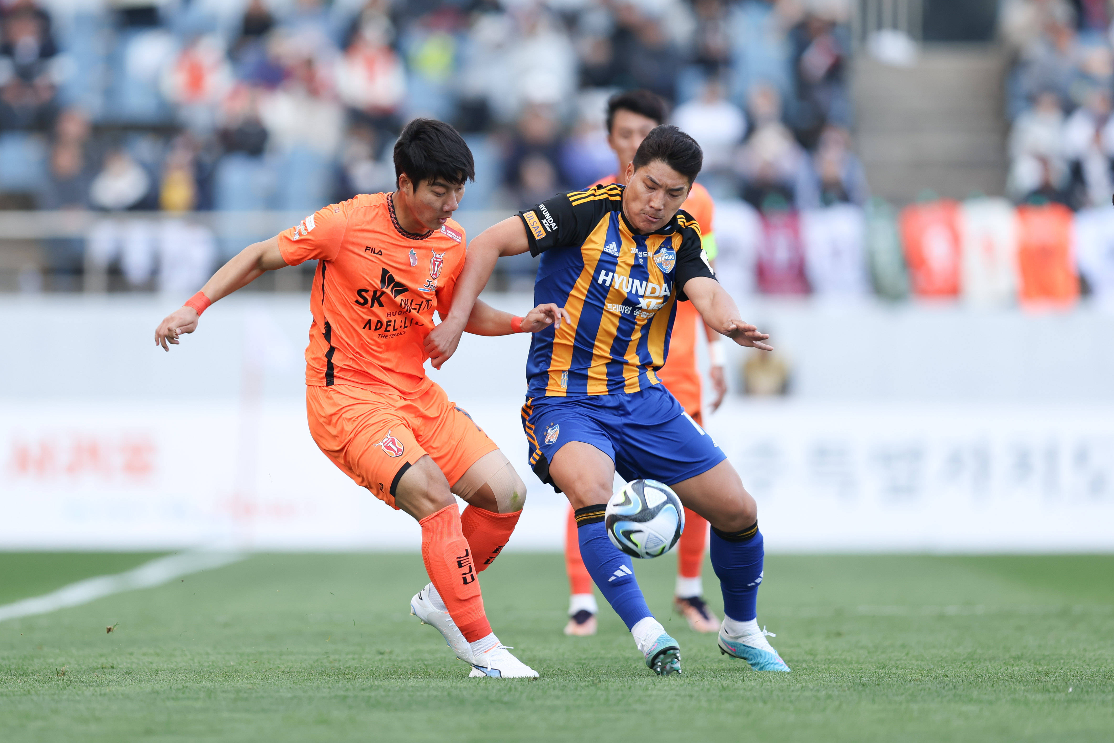 首尔球队在国际比赛中获得胜利