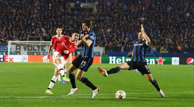 开云体育中国-维拉利尔击溃对手，赢得一场胜利