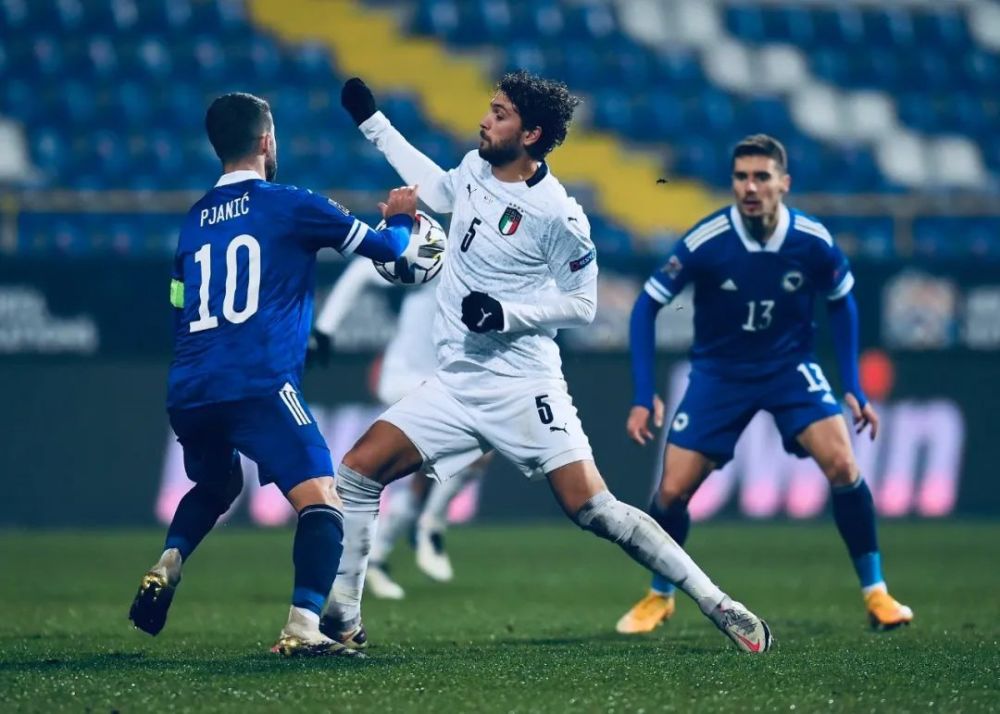 捷克国家队力克波兰，成功晋级欧国联八强