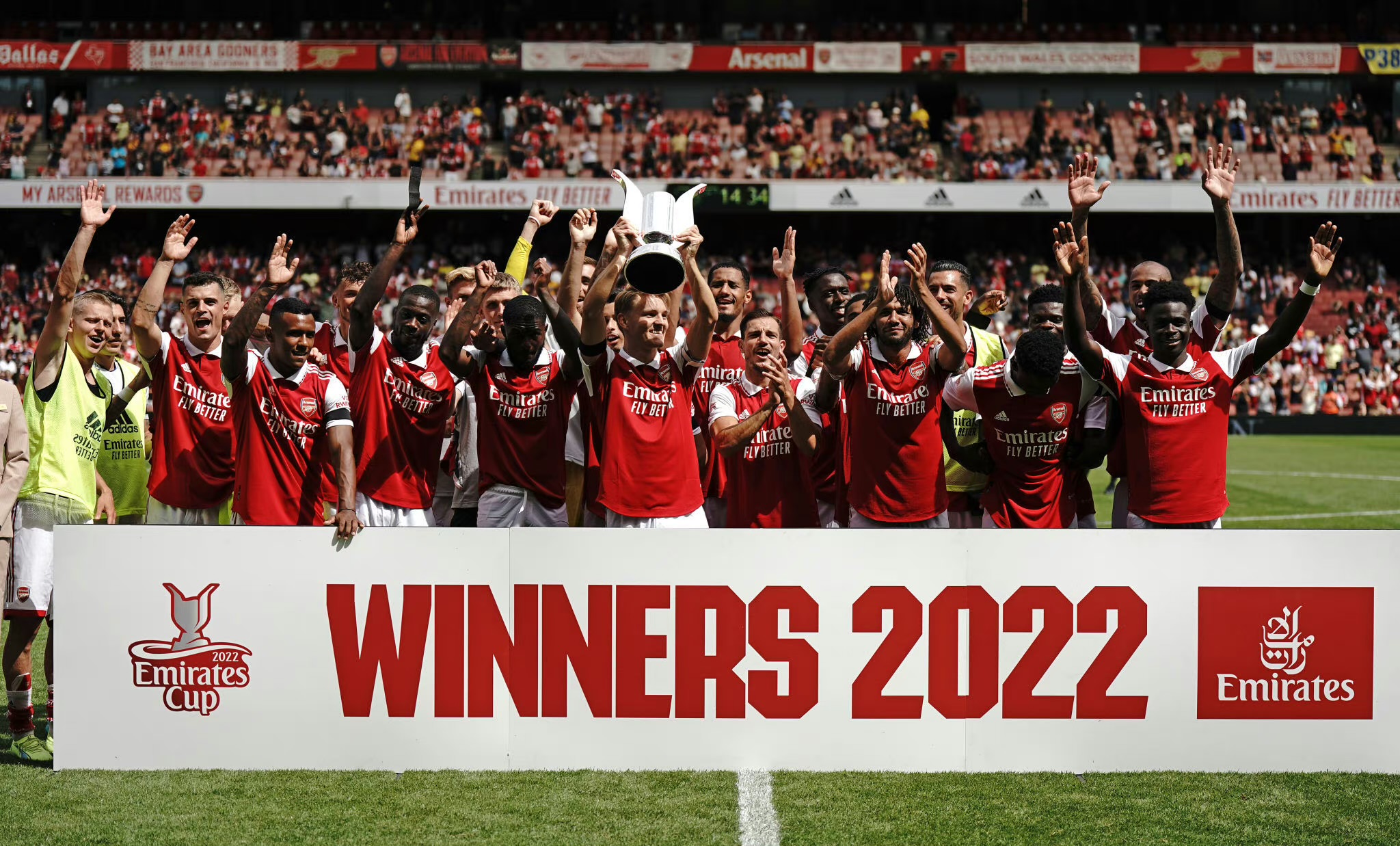 开云APP-阿联酋队在国际比赛中实现突破