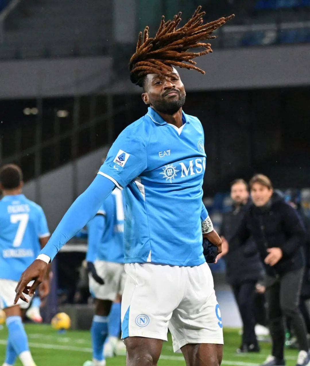 那不勒斯客场不敌维罗纳，战绩略显不稳