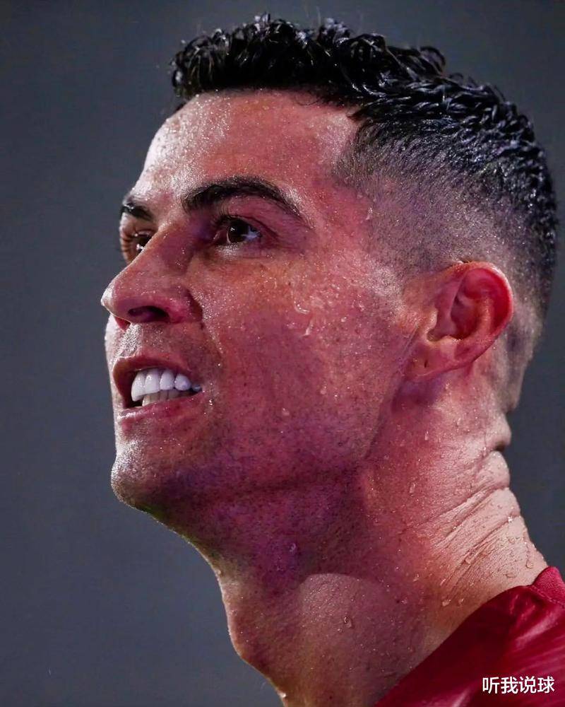 开云体育官方网站-包含葡萄牙球星罗纳尔多连续数场比赛斩获关键进球，表现稳健的词条