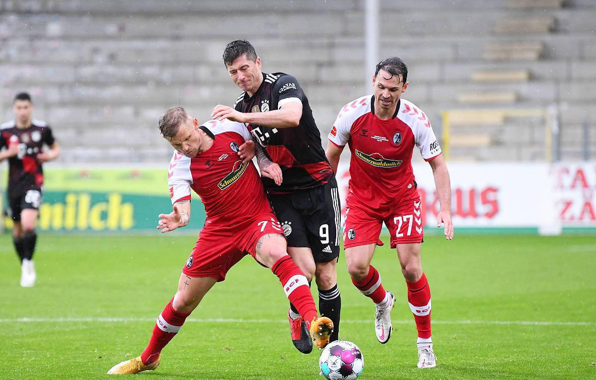 关于弗赖堡客场战平,保住中游位置的信息 关于弗赖堡客场战平,保住中游位置的信息