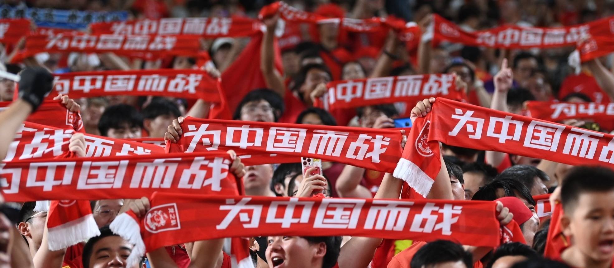 开云体育中国-角逐巅峰！足球盛事汇聚热血纷飞