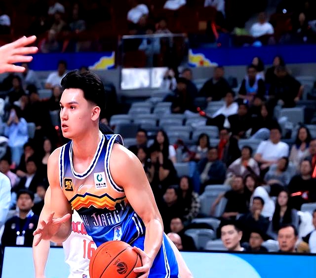 开云APP-新疆队面对广东队，力争晋级季后赛