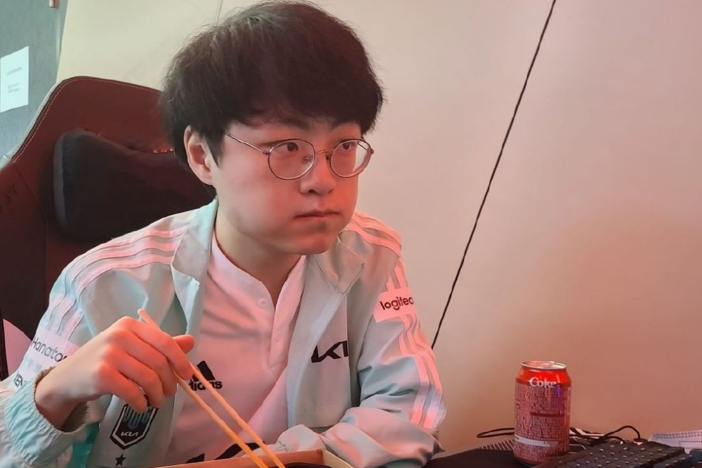 C9血洗TL,Canyon极限生还后反打焦点之战半决赛,让粉丝疯狂欢呼 C9血洗TL,Canyon极限生还后反打焦点之战半决赛,让粉丝疯狂欢呼