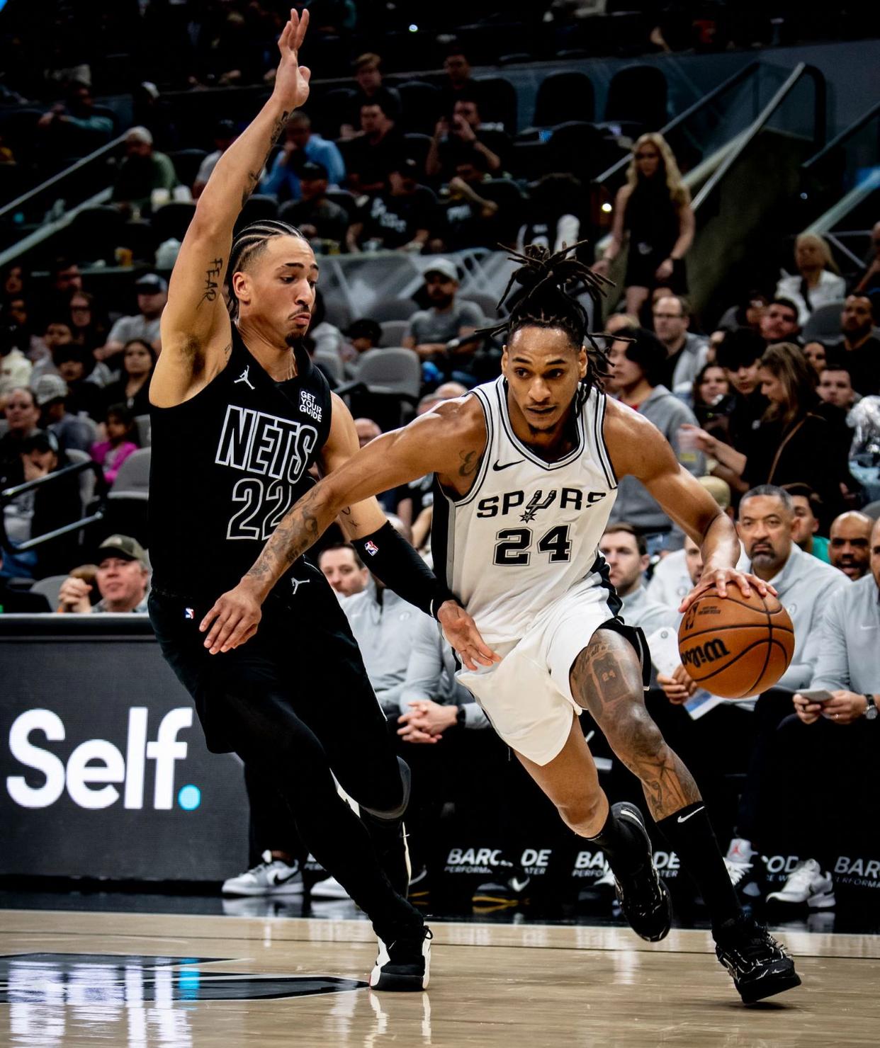 马刺队战术调整取得连胜 马刺队战术调整取得连胜