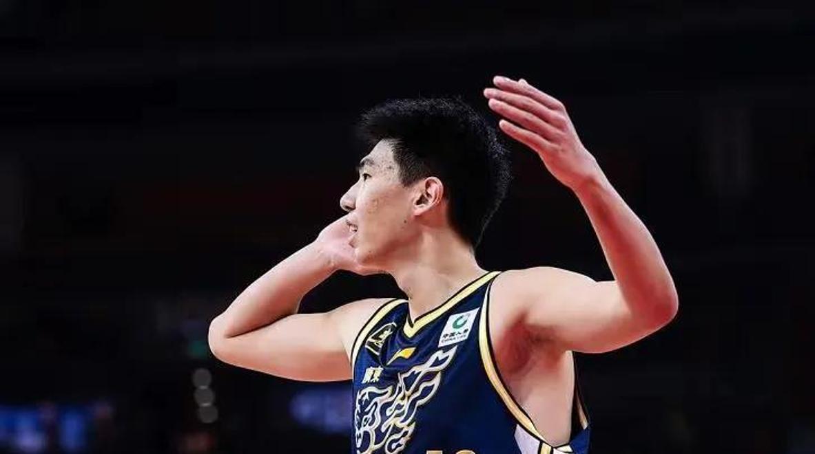 广东篮球队再胜一场,领先积分榜 广东篮球队再胜一场,领先积分榜