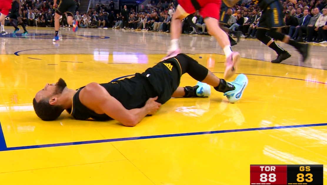 开云体育在线-包含猛龙战绩不佳，主教练考虑调整战术提高竞争力的词条