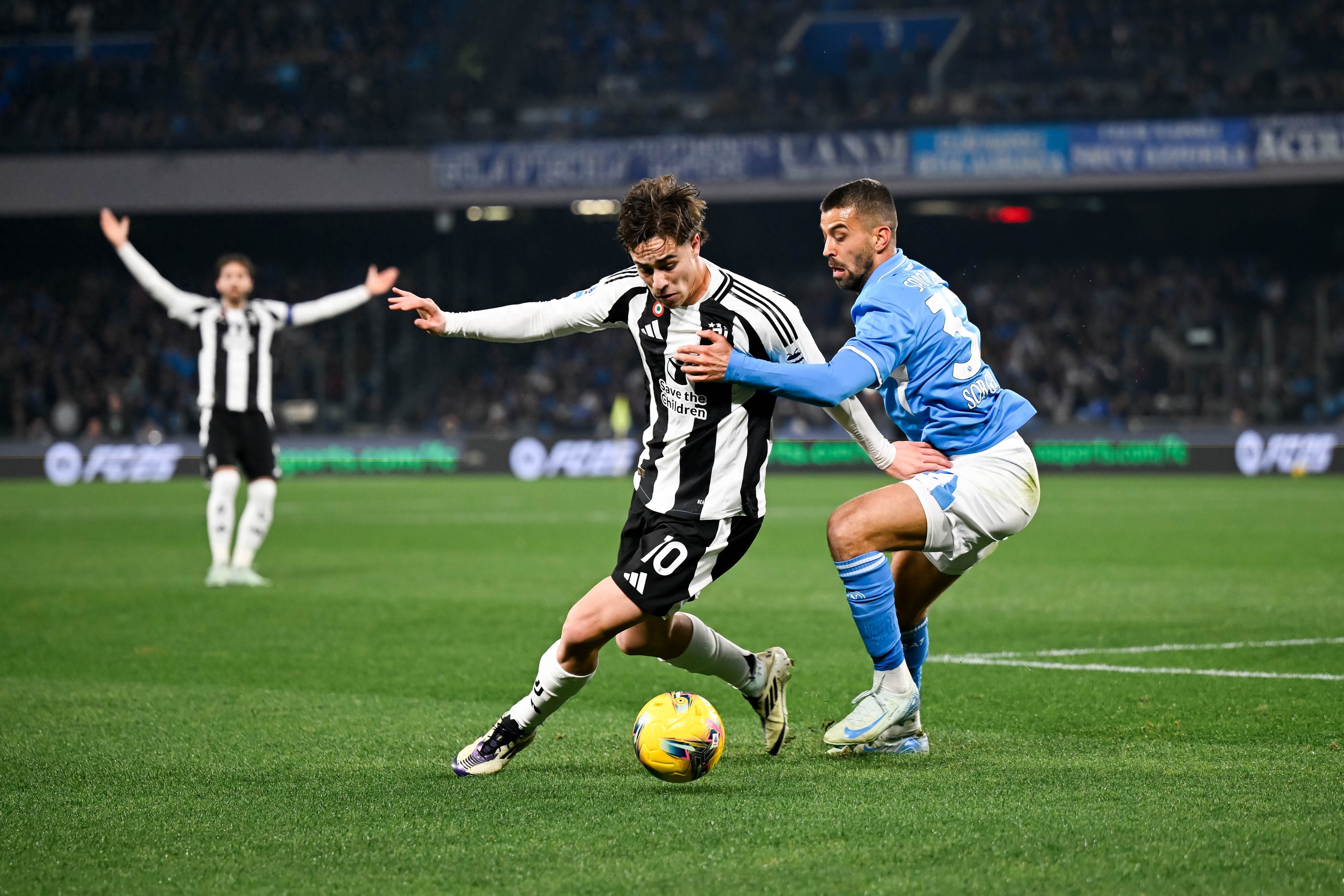 尤文图斯遭淘汰，欧冠之路断