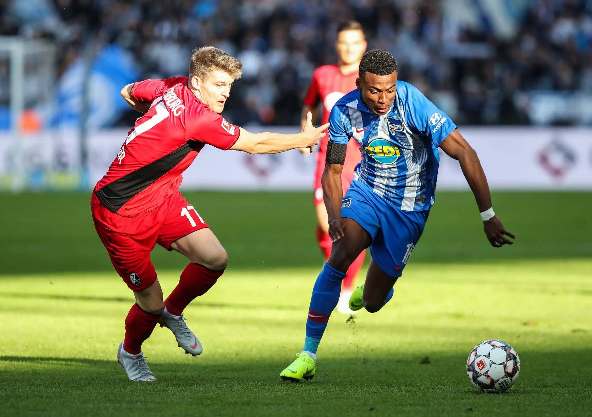 开云APP-包含沙尔克04纷争频发，球队内部氛围动荡的词条