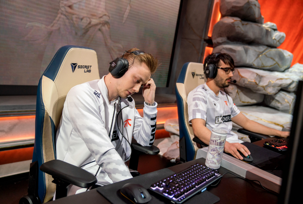 包含CLG翻盘TSM，Rekkles打破历史纪录的词条