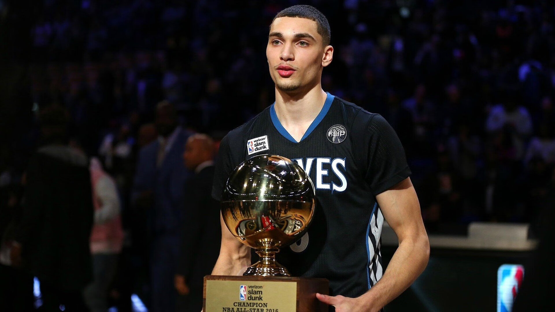 血与冰，哈利伯顿在平凡夜晚炼就非凡一刺